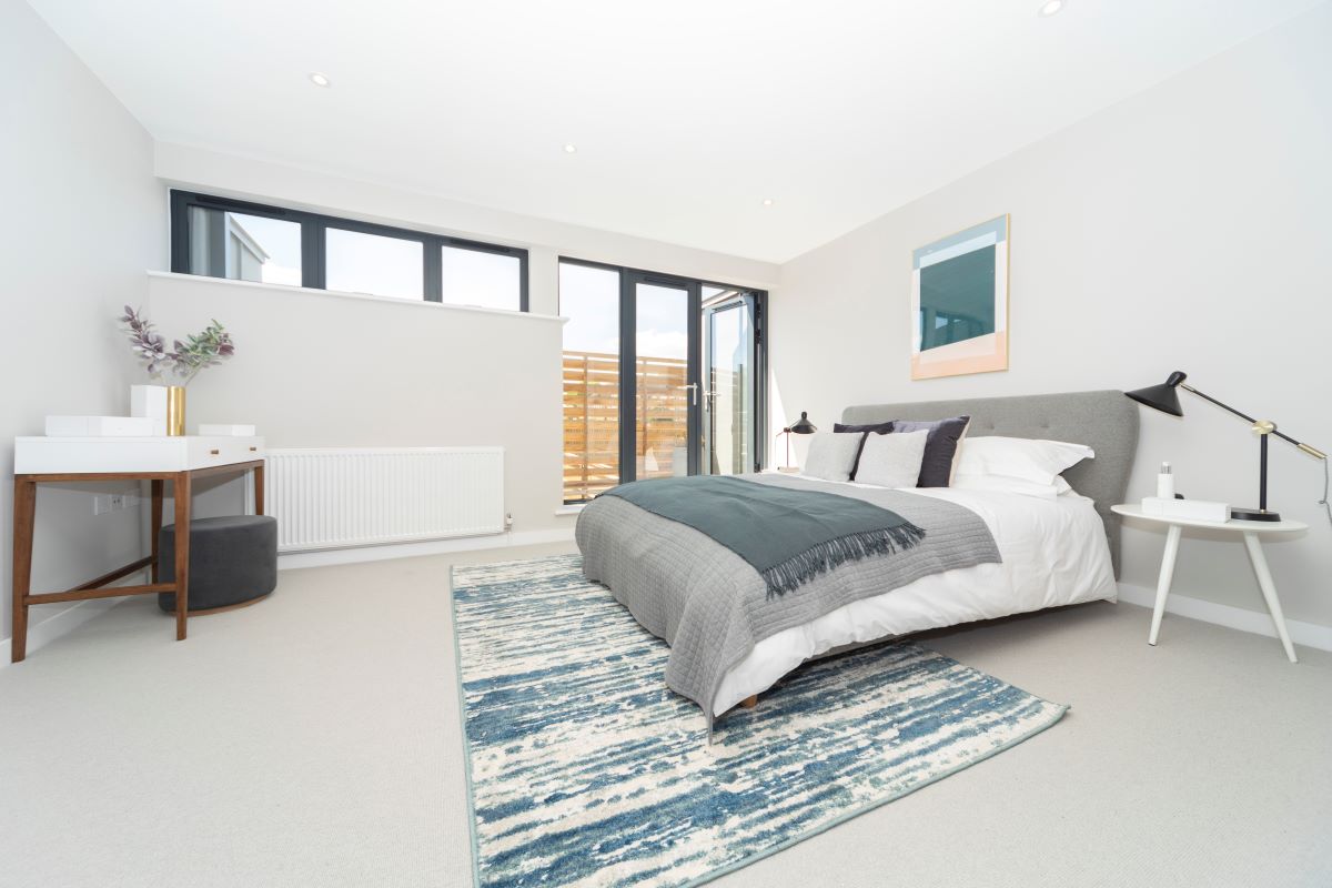 bedroom-in-architect-designed-kent-home